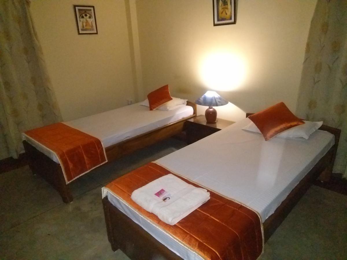 Happy Homes Guwahati Esterno foto