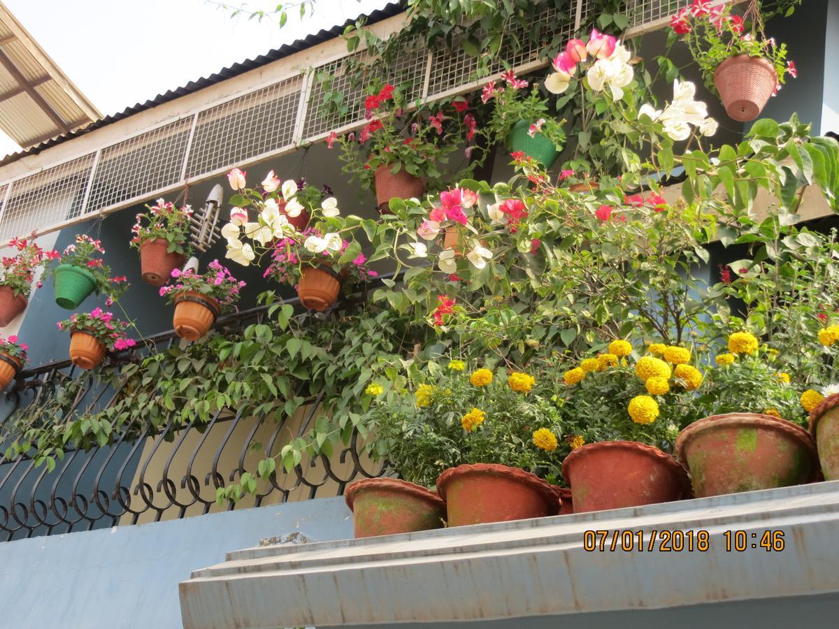 Happy Homes Guwahati Esterno foto